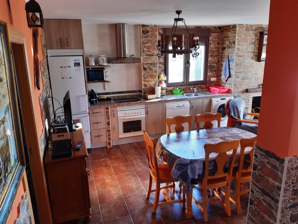 Casa Rural Mi Descanso Valdefuentes de Sangusin Ngoại thất bức ảnh