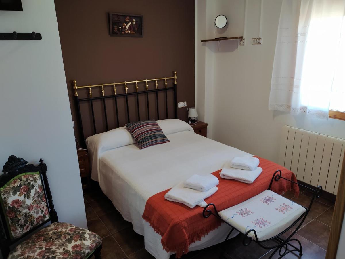 Casa Rural Mi Descanso Valdefuentes de Sangusin Ngoại thất bức ảnh